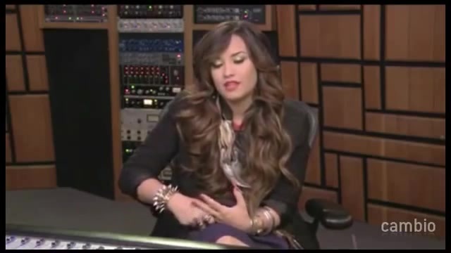 Live Chat w_ Demi Lovato 21 July 2011 Part 1 0912