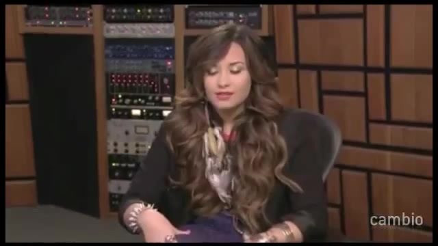 Live Chat w_ Demi Lovato 21 July 2011 Part 1 0492