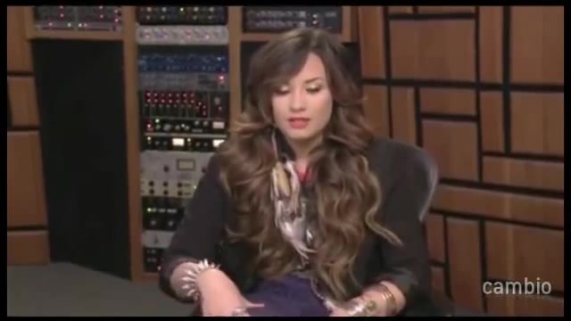 Live Chat w_ Demi Lovato 21 July 2011 Part 1 0498