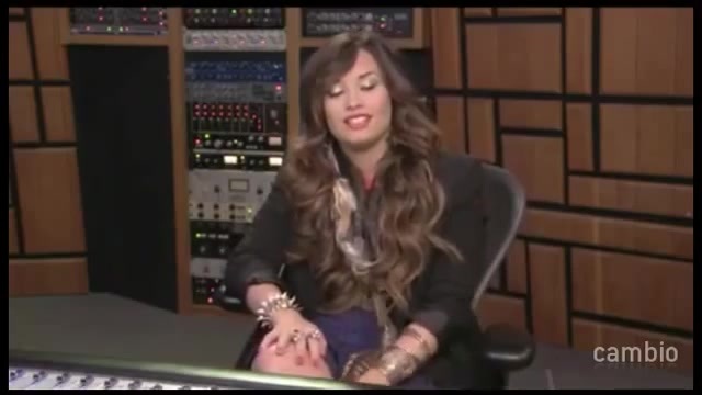 Live Chat w_ Demi Lovato 21 July 2011 Part 1 1735