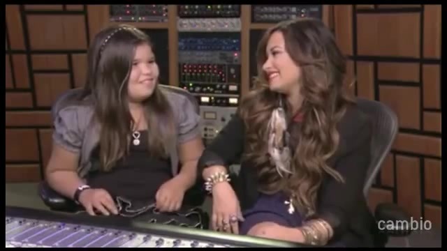 Live Chat w_ Demi Lovato 21 July 2011 Part 1 2204