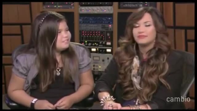 Live Chat w_ Demi Lovato 21 July 2011 Part 1 2291
