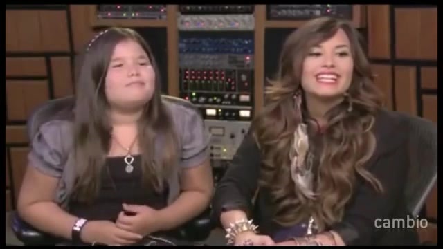 Live Chat w_ Demi Lovato 21 July 2011 Part 1 2296