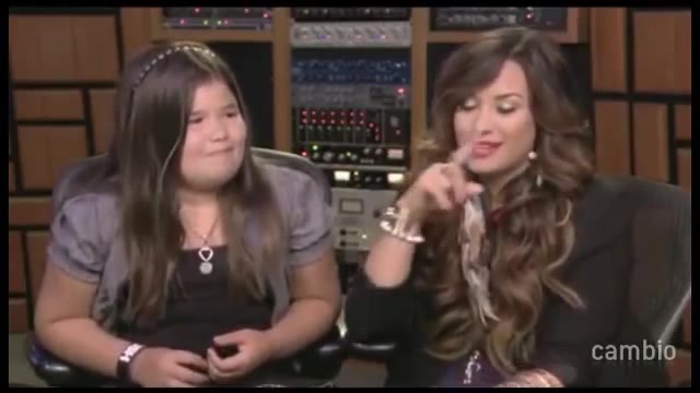 Live Chat w_ Demi Lovato 21 July 2011 Part 1 2331 Live Chat w_ Demi Lovato 21 July 2011 Part 1 2331