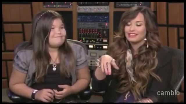 Live Chat w_ Demi Lovato 21 July 2011 Part 1 2335 Live Chat w_ Demi Lovato 21 July 2011 Part 1 2335