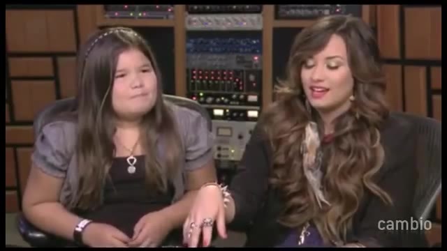 Live Chat w_ Demi Lovato 21 July 2011 Part 1 2345 Live Chat w_ Demi Lovato 21 July 2011 Part 1 2345