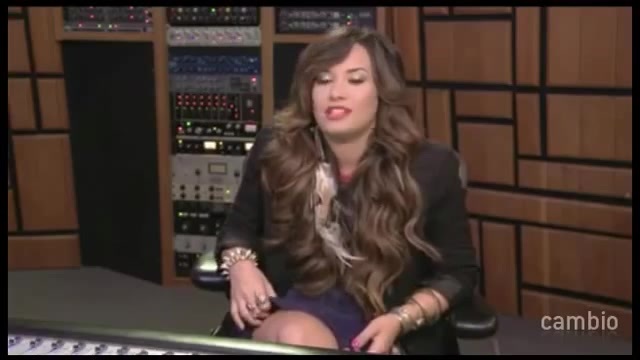 Live Chat w_ Demi Lovato 21 July 2011 Part 1 1918 - Demilush - Live Chat with Demi Lovato 21 July 2011 Part oo3