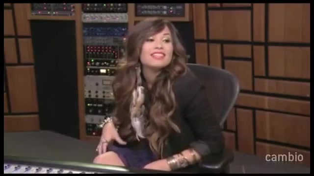 Live Chat w_ Demi Lovato 21 July 2011 Part 1 1930 - Demilush - Live Chat with Demi Lovato 21 July 2011 Part oo3