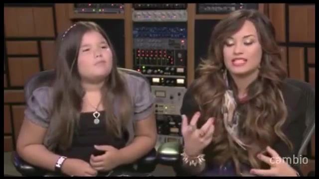 Live Chat w_ Demi Lovato 21 July 2011 Part 1 2392 Live Chat w_ Demi Lovato 21 July 2011 Part 1 2392