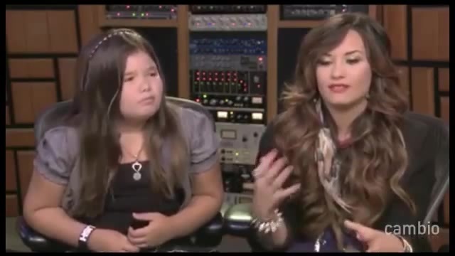 Live Chat w_ Demi Lovato 21 July 2011 Part 1 2394 Live Chat w_ Demi Lovato 21 July 2011 Part 1 2394