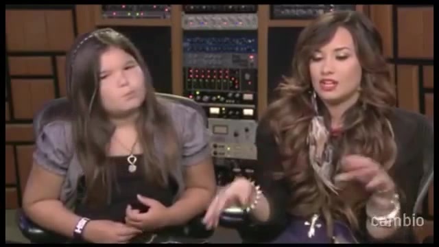 Live Chat w_ Demi Lovato 21 July 2011 Part 1 2401 Live Chat w_ Demi Lovato 21 July 2011 Part 1 2401
