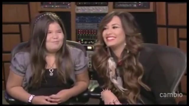 Live Chat w_ Demi Lovato 21 July 2011 Part 1 2424