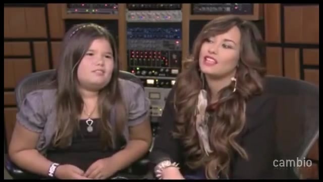 Live Chat w_ Demi Lovato 21 July 2011 Part 1 2455