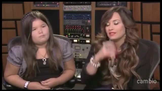 Live Chat w_ Demi Lovato 21 July 2011 Part 1 2469