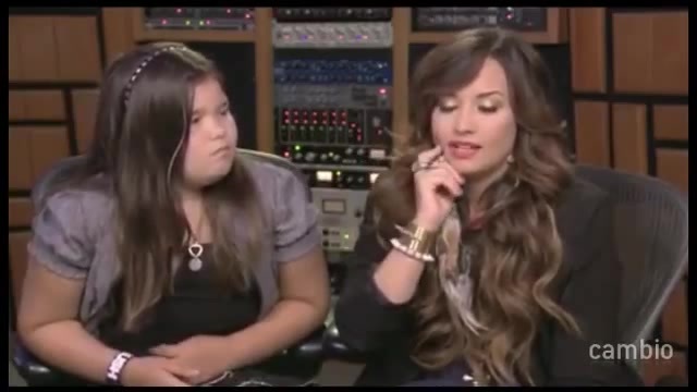 Live Chat w_ Demi Lovato 21 July 2011 Part 1 2489