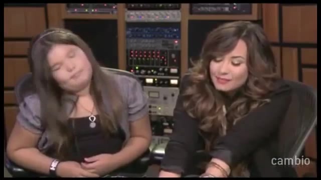 Live Chat w_ Demi Lovato 21 July 2011 Part 1 2625