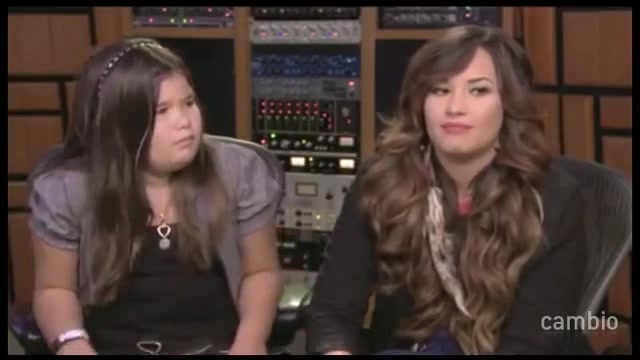 Live Chat w_ Demi Lovato 21 July 2011 Part 1 2648