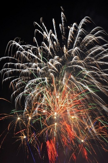 2011-inceput-exploziv-4-35379-l - felicitari