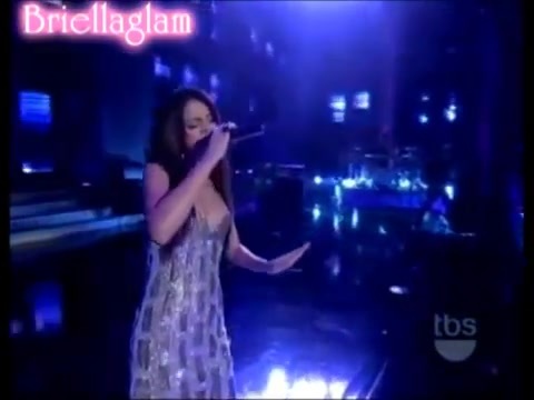 PROOF That Selena Gomez CAN Sing!!! 211