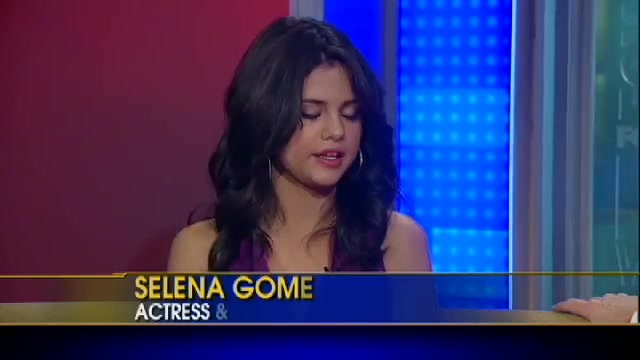 Selena Gomez Talks Bieber_ Growing Up 076