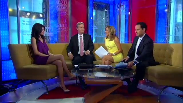 Selena Gomez Talks Bieber_ Growing Up 128