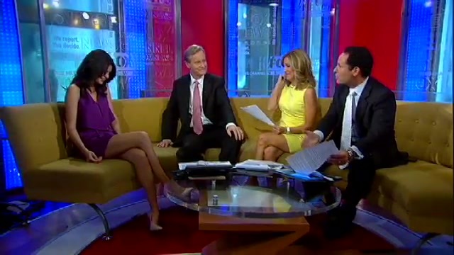 Selena Gomez Talks Bieber_ Growing Up 216