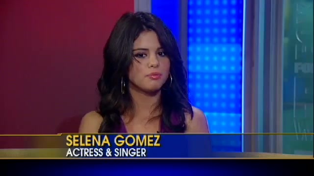 Selena Gomez Talks Bieber_ Growing Up 228