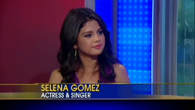 Selena Gomez Talks Bieber_ Growing Up 249