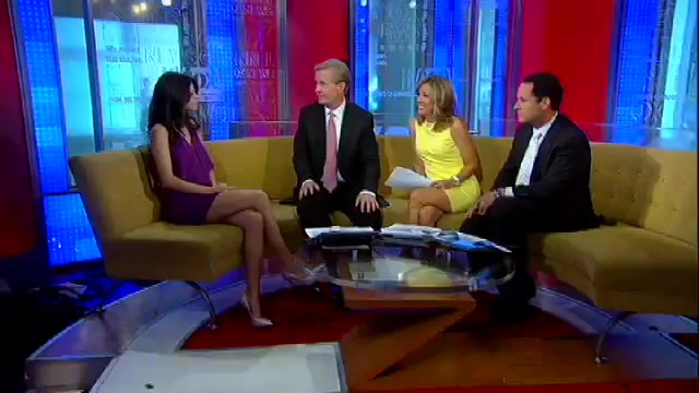 Selena Gomez Talks Bieber_ Growing Up 341