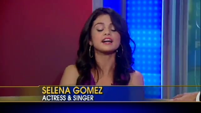 Selena Gomez Talks Bieber_ Growing Up 370