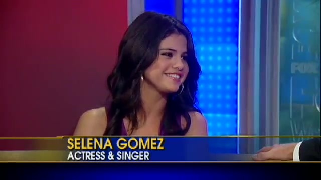Selena Gomez Talks Bieber_ Growing Up 379
