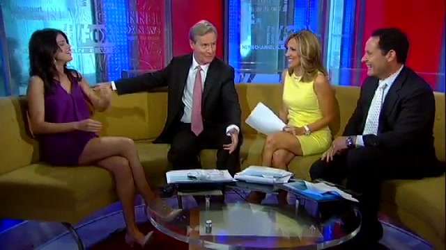 Selena Gomez Talks Bieber_ Growing Up 384