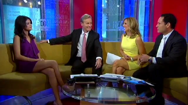 Selena Gomez Talks Bieber_ Growing Up 388 - Selena Gomez Talks Bieber_ Growing Up