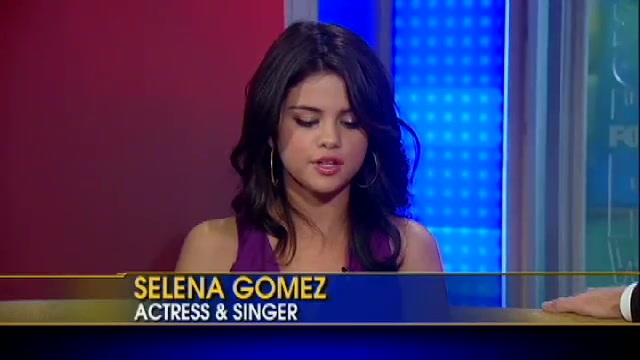 Selena Gomez Talks Bieber_ Growing Up 472