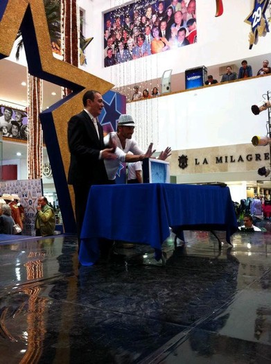 314323_10150362075842170_192700877169_8249926_1056667810_n