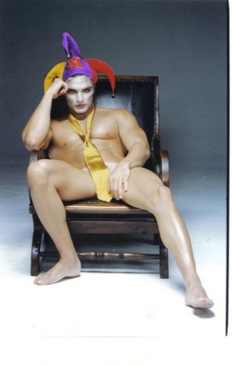 314970_10150407305102170_192700877169_8468136_151425893_n - Julian Gil