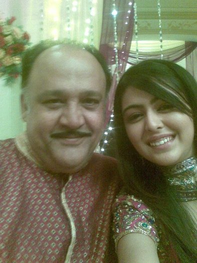 80 - Sapna Babul Ka Bidaai Shafaq Naaz Akka Guni Picture Gallery