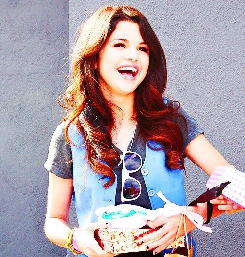 318320_255344711167983_229460823756372_637524_634197951_n - 0                                  Aye - here Maffy_Unicorn