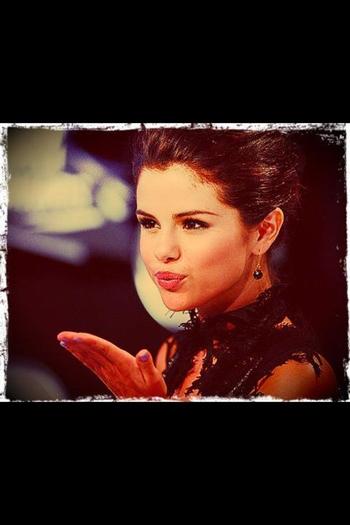 320008_247254775310310_229460823756372_614898_1758068792_n - 0                                  Aye - here Maffy_Unicorn