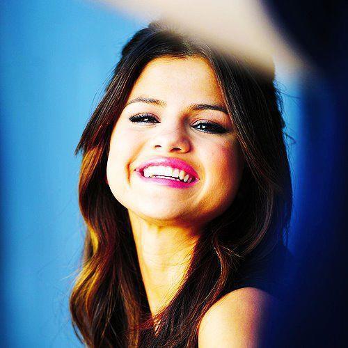 376033_270034619698992_229460823756372_680779_820324976_n - 0                                  Aye - here Maffy_Unicorn