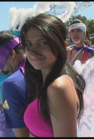 180149_189274167779398_100000904488139_460021_4973352_n