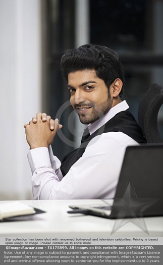 ZX175899 - Geet Hui Sabse Parayi Gurmeet Choudhary Photoshoot II