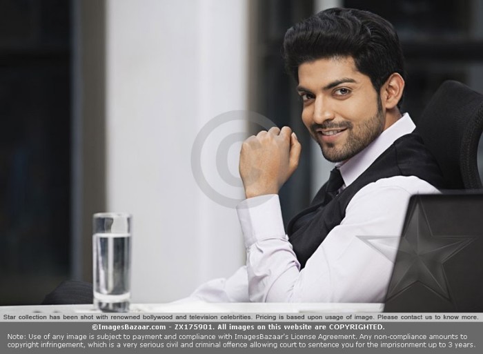 ZX175901 - Geet Hui Sabse Parayi Gurmeet Choudhary Photoshoot II