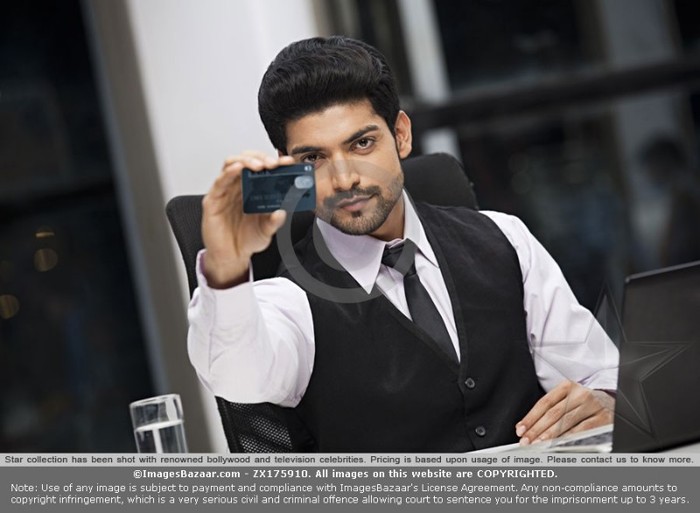 ZX175910 - Geet Hui Sabse Parayi Gurmeet Choudhary Photoshoot II