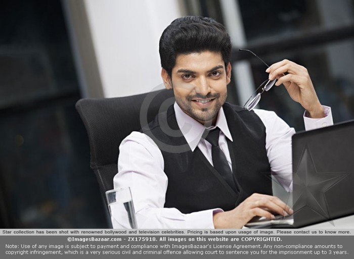 ZX175918 - Geet Hui Sabse Parayi Gurmeet Choudhary Photoshoot II