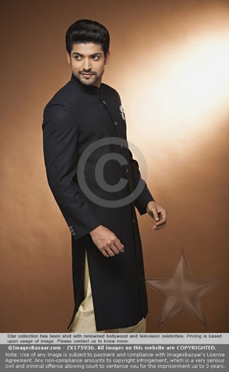 ZX175936 - Geet Hui Sabse Parayi Gurmeet Choudhary Photoshoot III