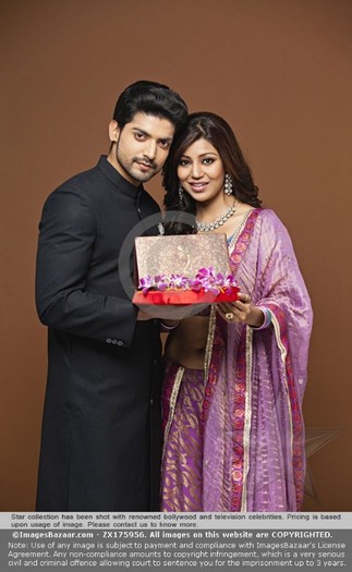 ZX175956 - Geet Hui Sabse Parayi Gurmeet Choudhary Photoshoot III