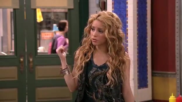 S03E12 053 - Dude Looks like Shakira