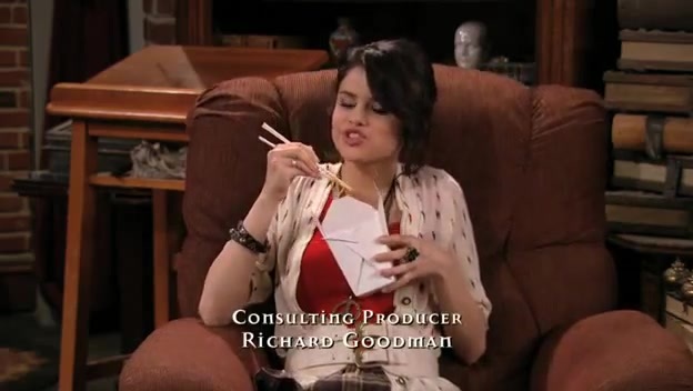 S03E12 119 - Dude Looks like Shakira