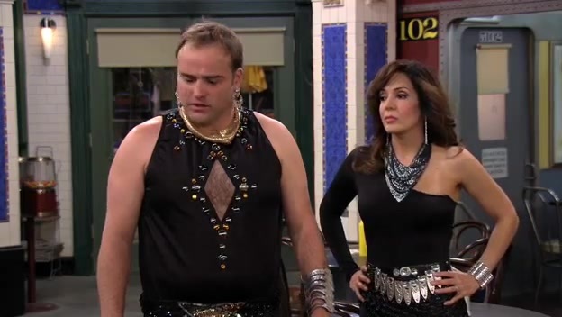 S03E12 470 - Dude Looks like Shakira
